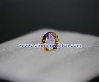 Immagine di anello in oro al tungsteno